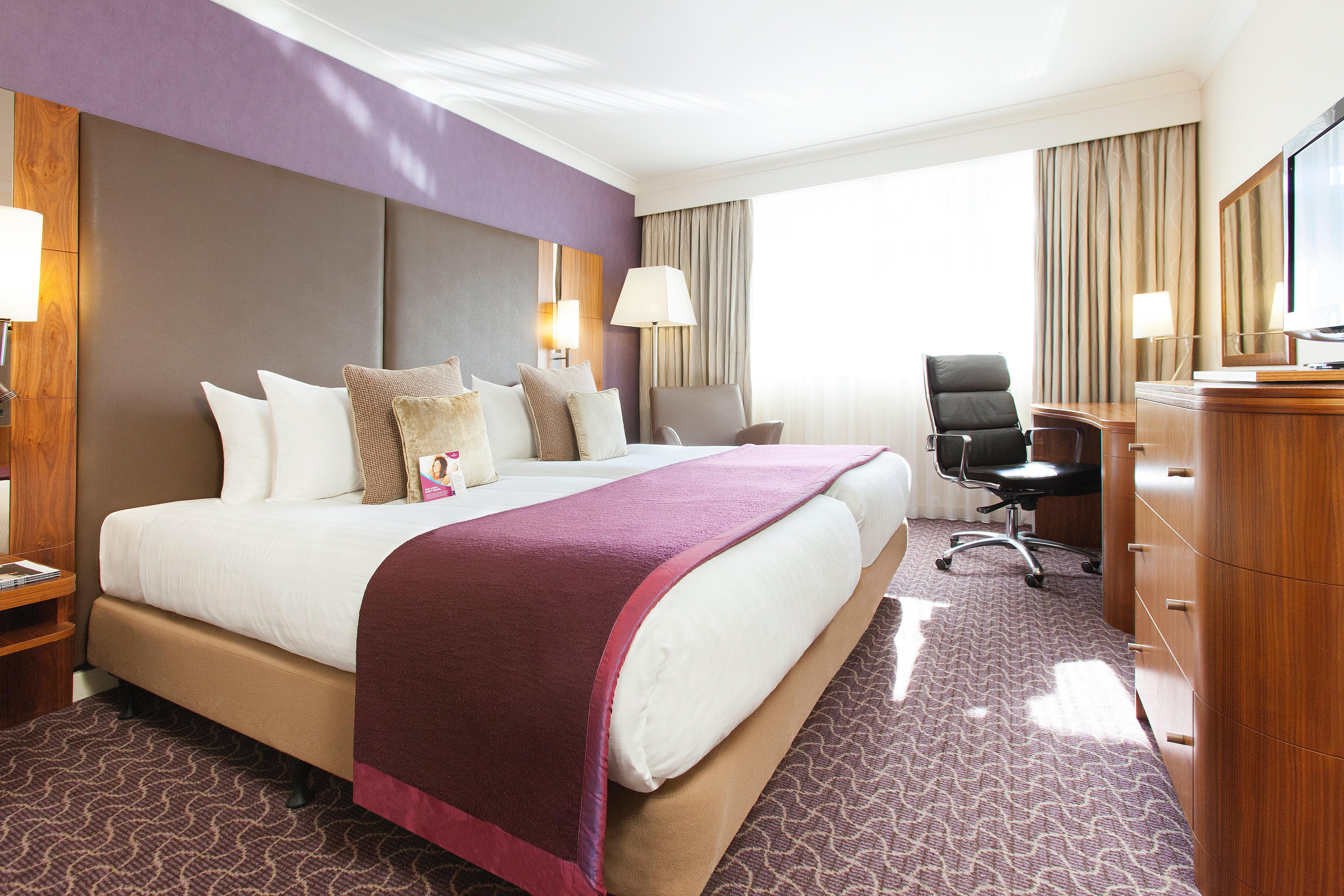 Crowne Plaza Reading Hotell Eksteriør bilde