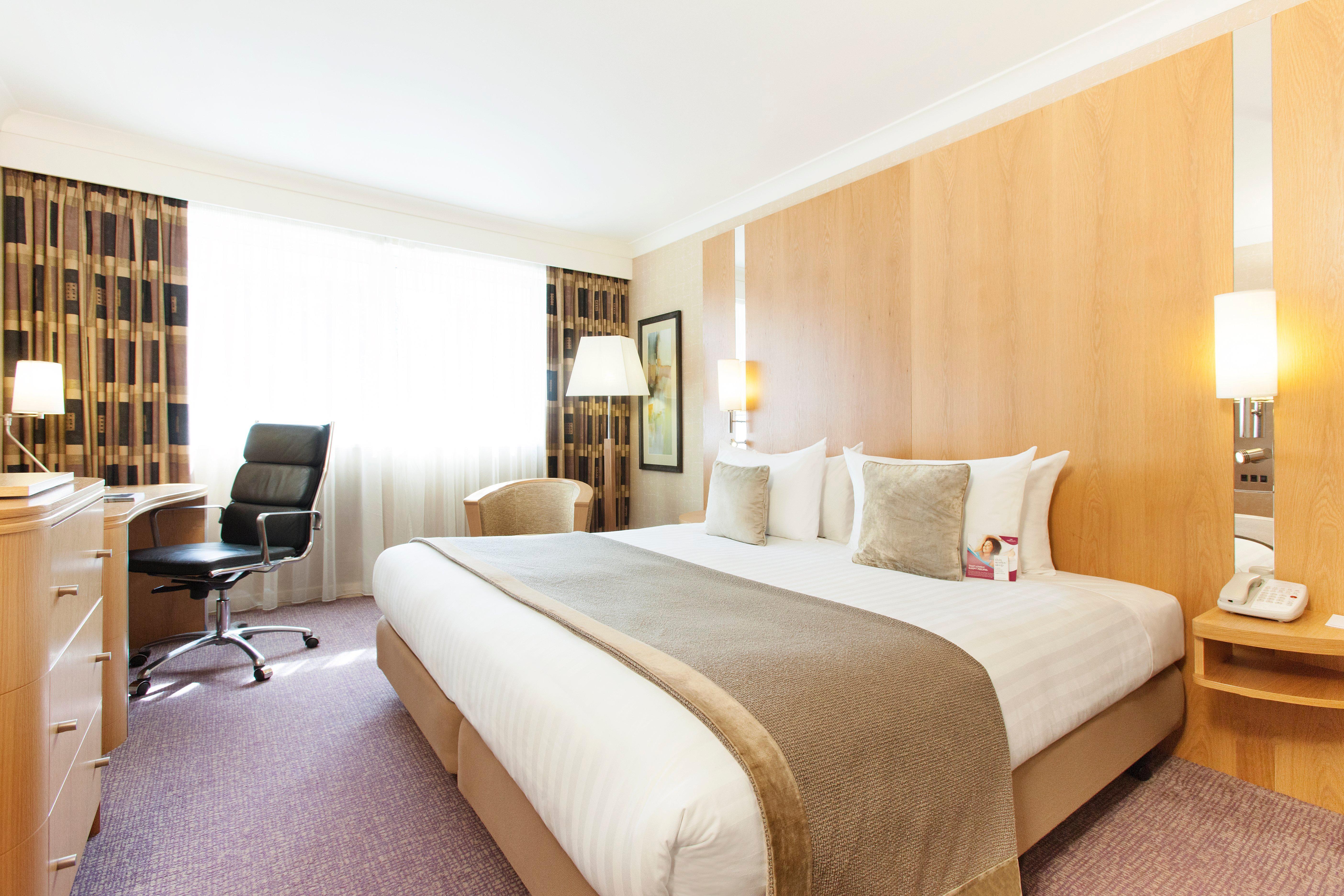 Crowne Plaza Reading Hotell Eksteriør bilde