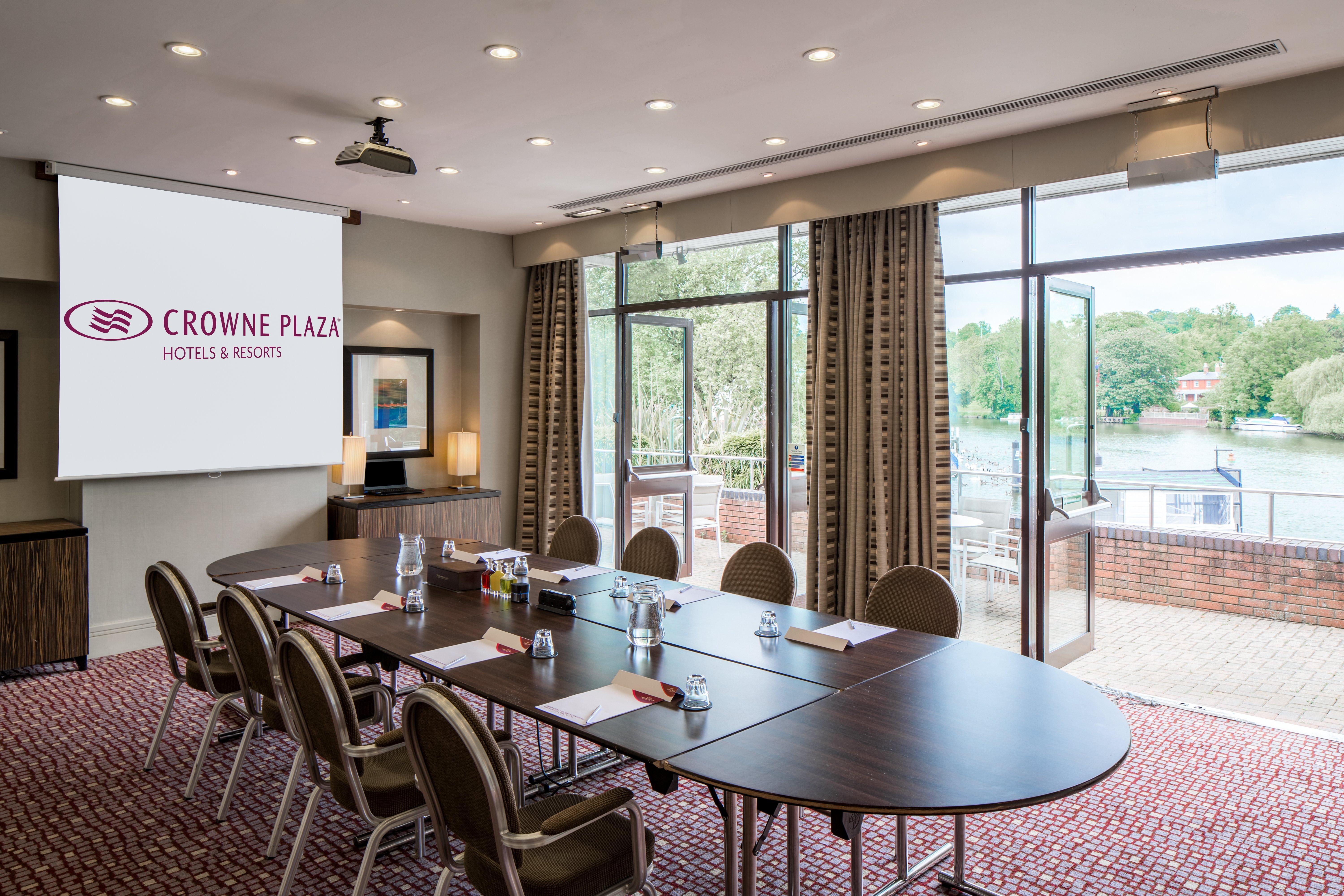 Crowne Plaza Reading Hotell Eksteriør bilde