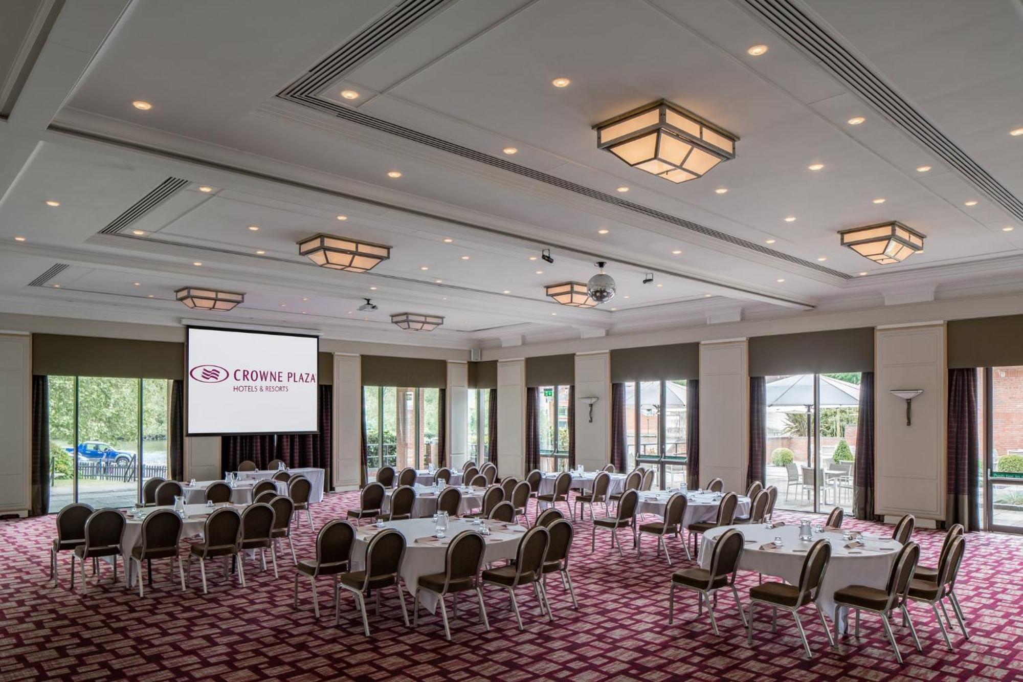 Crowne Plaza Reading Hotell Eksteriør bilde